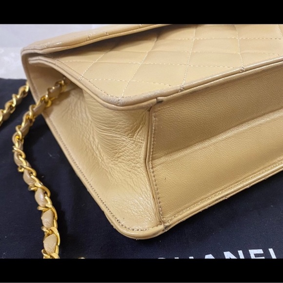 Classic Chanel CC Quilted Lambskin Shoulder bag EXCELLENT CONDITION - Picture 8 of 10